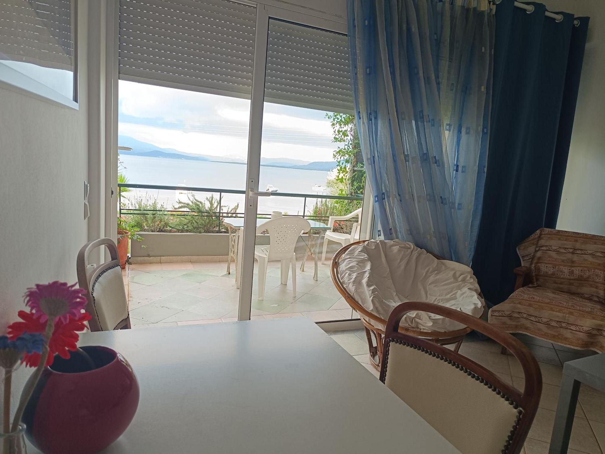 Apartamento Mare E Monti1 Kamena Vourla Habitación foto